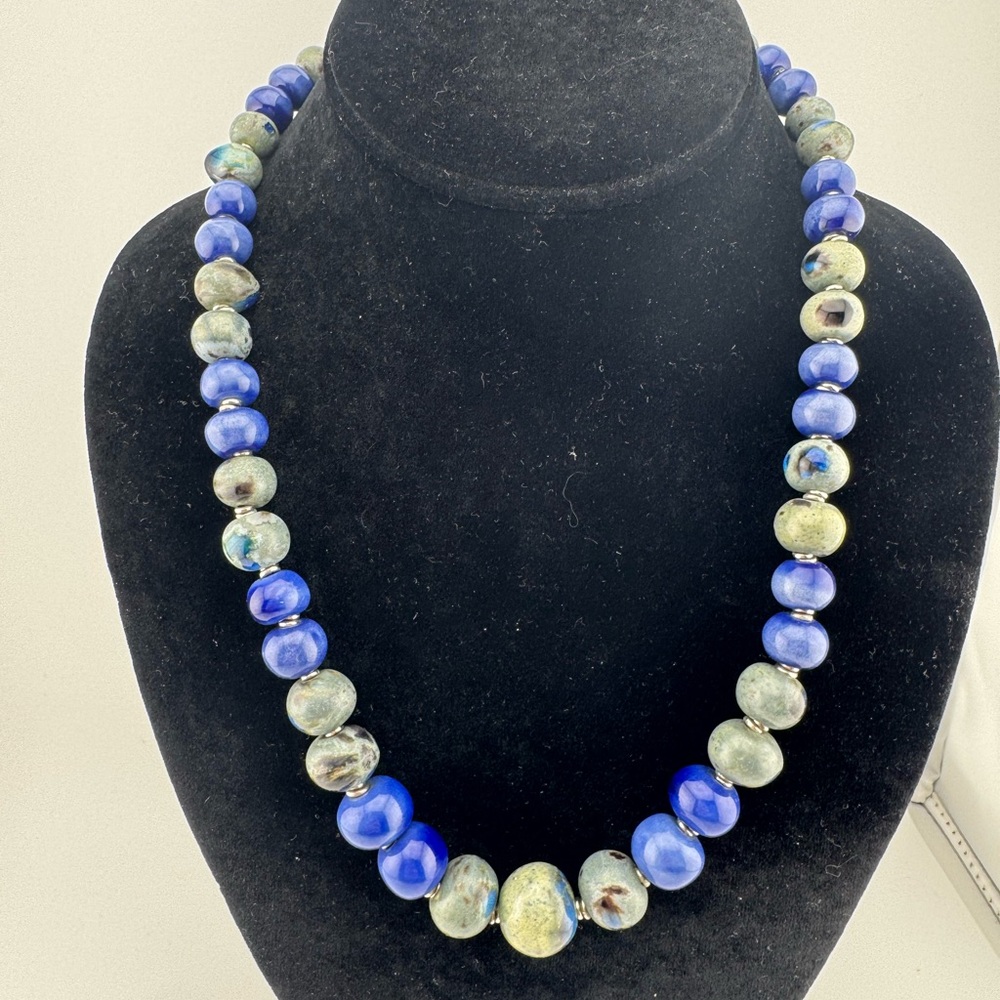 Ceramic‎ Blue Beaded Necklace